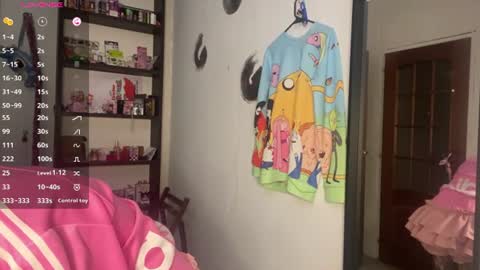 Snapshot of carmenlavelli chatting on June 2026 09:09:01 PM Elina online show from June 2026 09:09:01 PM