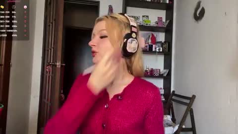 Snapshot of carmenlavelli chatting on July 2026 09:58:02 AM Elina online show from July 2026 09:58:02 AM