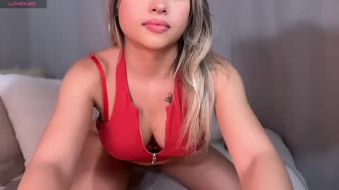 Snapshot of carmenxrose chatting on May 2026 01:14:01 AM carmenxrose online show from May 2026 01:14:01 AM