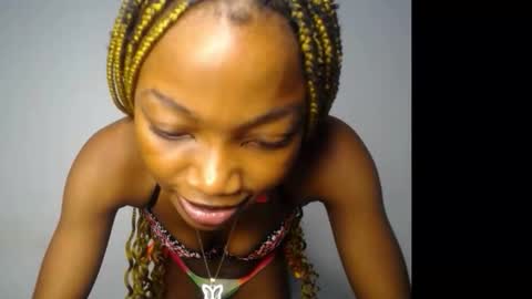 caroline online show from November 2025 05:27:02 AM