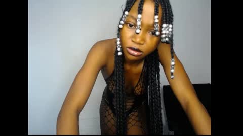caroline online show from May 2026 04:09:01 AM