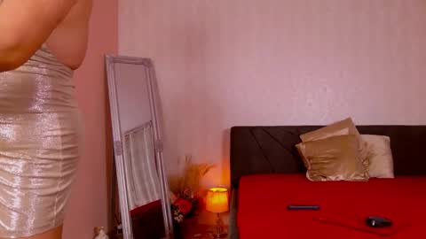 CaroJhones online show from February 2026 03:25:02 AM