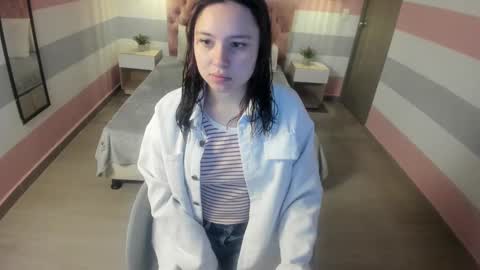 Snapshot of carol_pinter chatting on February 2025 12:14:02 PM Carol online show from February 2025 12:14:02 PM