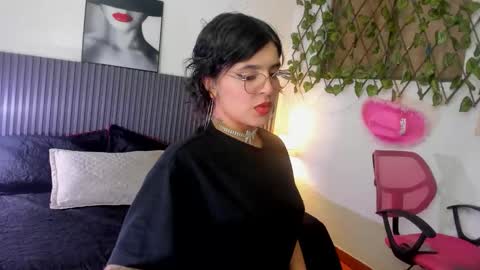 Carole ks online show from September 2025 03:22:01 AM