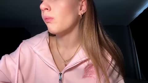 Snapshot of carolecronan chatting on December 2025 08:34:02 AM Lisa online show from December 2025 08:34:02 AM