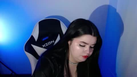 Snapshot of carolina_lee12 chatting on April 2026 01:50:01 AM carolina online show from April 2026 01:50:01 AM