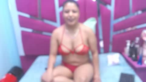 carolina suarez online show from January 2026 03:01:02 AM