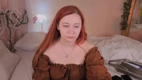 Snapshot of carolina_winter chatting on June 2026 05:10:01 AM Mira online show from June 2026 05:10:01 AM
