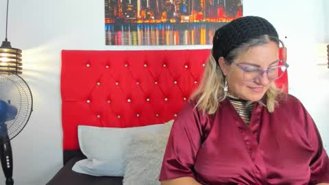 Snapshot of carolinacrus01 chatting on February 2026 03:29:02 PM Carolina online show from February 2026 03:29:02 PM