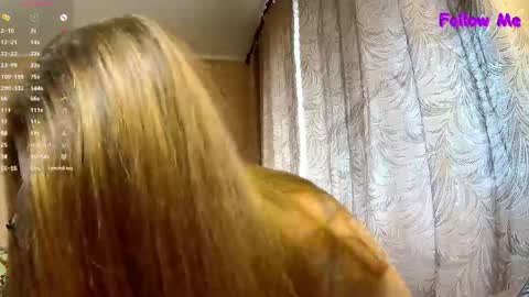 Snapshot of carolinadiamond chatting on May 2026 09:27:02 AM carolinadiamond online show from May 2026 09:27:02 AM