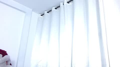 caroline online show from March 2026 04:18:02 AM