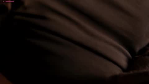 Caro online show from November 2025 10:45:02 AM