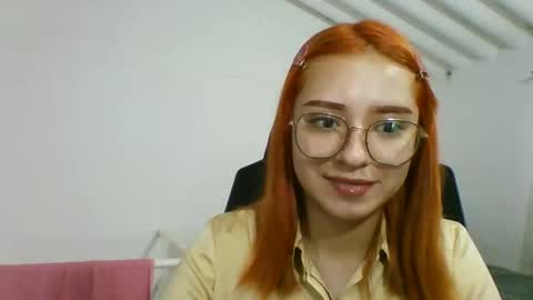 Snapshot of carolinnapinkman chatting on April 2026 08:26:01 PM carolinnapinkman online show from April 2026 08:26:01 PM