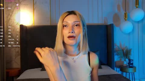 Snapshot of carolreeves chatting on April 2026 04:28:02 PM Carol online show from April 2026 04:28:02 PM