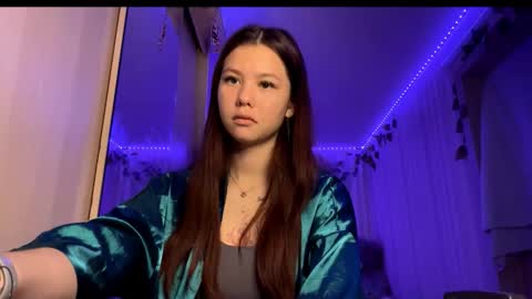 Emma online show from November 2025 09:08:01 AM