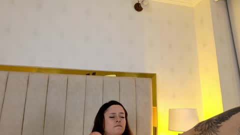 Snapshot of carrie_gb chatting on May 2026 02:08:02 AM carrie online show from May 2026 02:08:02 AM
