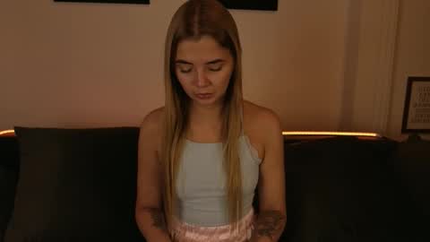 carriebradshawww online show from October 2025 05:09:02 PM