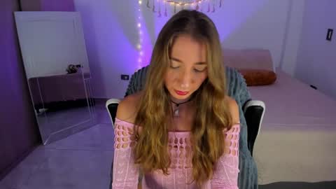 Snapshot of carriexwood chatting on December 2024 07:11:01 PM Nia  online show from December 2024 07:11:01 PM