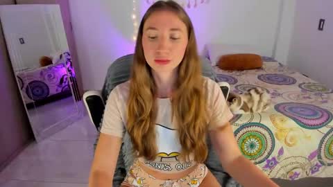 Snapshot of carriexwood chatting on February 2025 12:38:02 AM Nia  online show from February 2025 12:38:02 AM