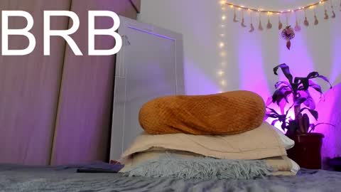 Snapshot of carriexwood chatting on February 2025 08:22:02 PM Nia  online show from February 2025 08:22:02 PM