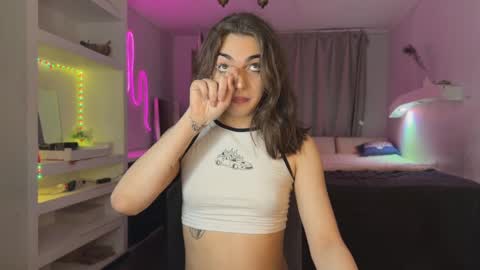 Snapshot of carry_hai chatting on January 2025 10:01:01 PM Carry online show from January 2025 10:01:01 PM