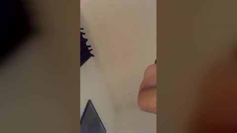 Snapshot of carsonesk90 chatting on April 2026 05:52:01 AM carsonesk90 online show from April 2026 05:52:01 AM