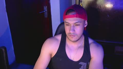 Snapshot of casas_oom chatting on December 2024 07:16:02 AM online show from December 2024 07:16:02 AM