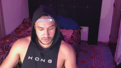 Snapshot of casas_oom chatting on September 2025 05:19:02 AM online show from September 2025 05:19:02 AM