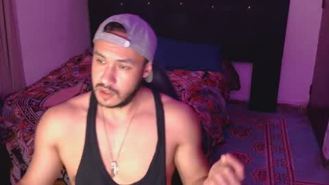 Snapshot of casas_oom chatting on October 2025 06:23:02 AM online show from October 2025 06:23:02 AM