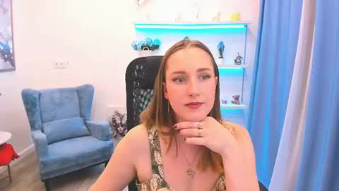 Snapshot of caseyterini chatting on June 2026 05:12:01 AM Casey online show from June 2026 05:12:01 AM