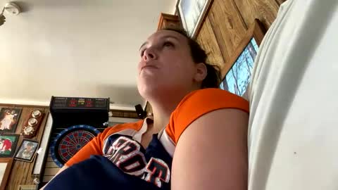 Cash Couple online show from September 2025 06:54:01 PM