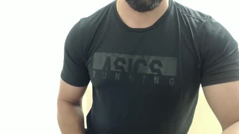 cashmastermuscle77 online show from December 2025 10:57:02 AM