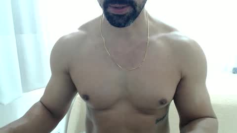Snapshot of cashmastermuscle77 chatting on June 2026 01:02:02 PM cashmastermuscle77 online show from June 2026 01:02:02 PM