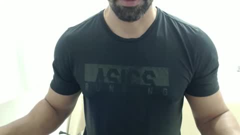 Snapshot of cashmastermuscle77 chatting on June 2026 10:17:02 AM cashmastermuscle77 online show from June 2026 10:17:02 AM