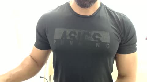 Snapshot of cashmastermuscle77 chatting on June 2026 12:37:01 PM cashmastermuscle77 online show from June 2026 12:37:01 PM