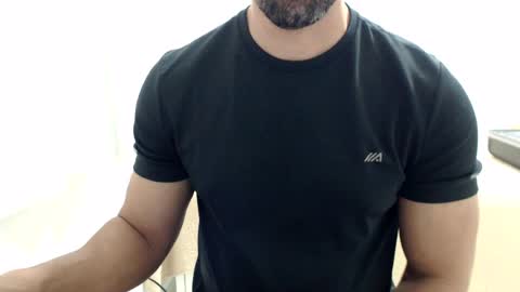 Snapshot of cashmastermuscle77 chatting on July 2026 09:39:01 PM cashmastermuscle77 online show from July 2026 09:39:01 PM