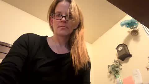 casidy1 online show from February 2025 01:29:01 AM