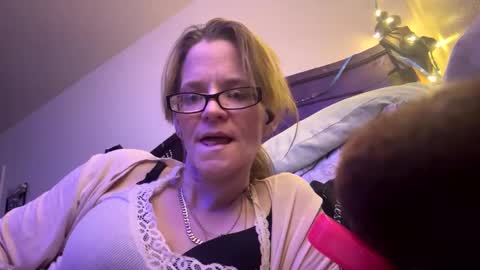 casidy1 online show from March 2025 02:43:02 PM