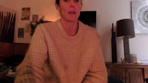 cassandra06400 online show from November 2025 10:10:02 PM