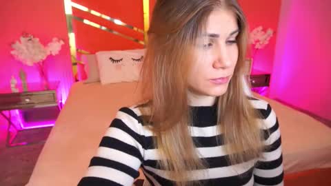 Lena online show from September 2025 06:07:01 AM