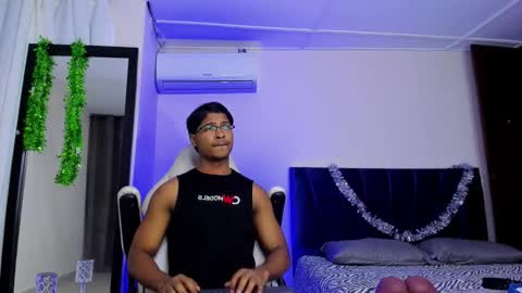 Snapshot of cassian_gold chatting on December 2025 05:25:02 AM CASSIAN GOLD online show from December 2025 05:25:02 AM