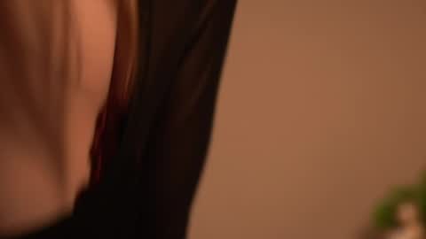 Cassie online show from April 2026 03:50:01 PM