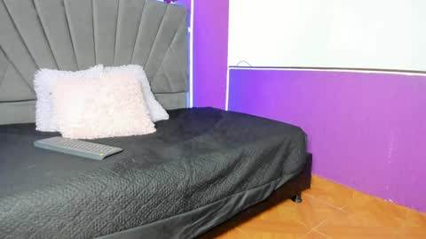 Snapshot of cassie_jones1 chatting on January 2025 04:16:02 AM Cassie Jones online show from January 2025 04:16:02 AM