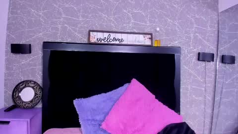 Snapshot of cassie_jones1 chatting on February 2025 03:14:02 AM Cassie Jones online show from February 2025 03:14:02 AM