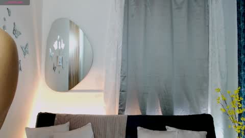 Susana independent model online show from February 2025 11:10:01 AM