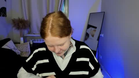 Snapshot of cassie_xkiss chatting on April 2026 05:54:02 AM Cassie online show from April 2026 05:54:02 AM