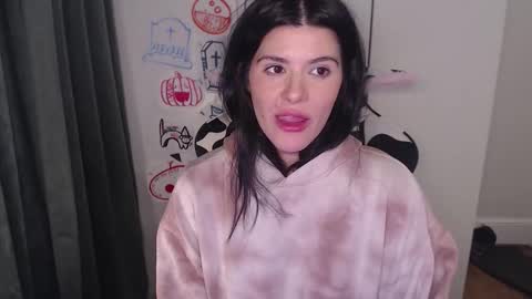 cassiealvarez online show from October 2025 04:23:02 AM