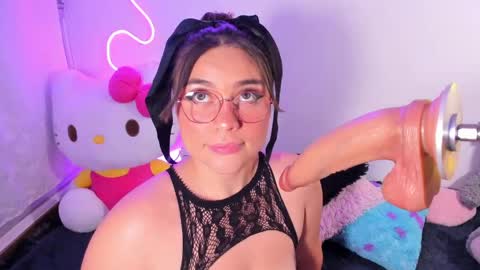 Snapshot of cassiebigass_ chatting on May 2026 11:01:04 PM Bela igzaii9r online show from May 2026 11:01:04 PM