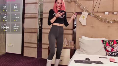 Cassie online show from December 2024 07:39:02 PM