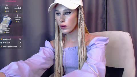 Snapshot of cassiemich chatting on December 2024 10:13:01 PM Cassie online show from December 2024 10:13:01 PM